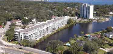 Avondale Riverfront Apartment 