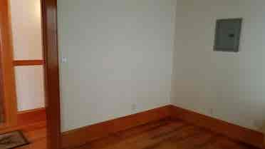 Room for rent in a remodeled  4 bed