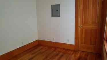 Room for rent in a remodeled  4 bed