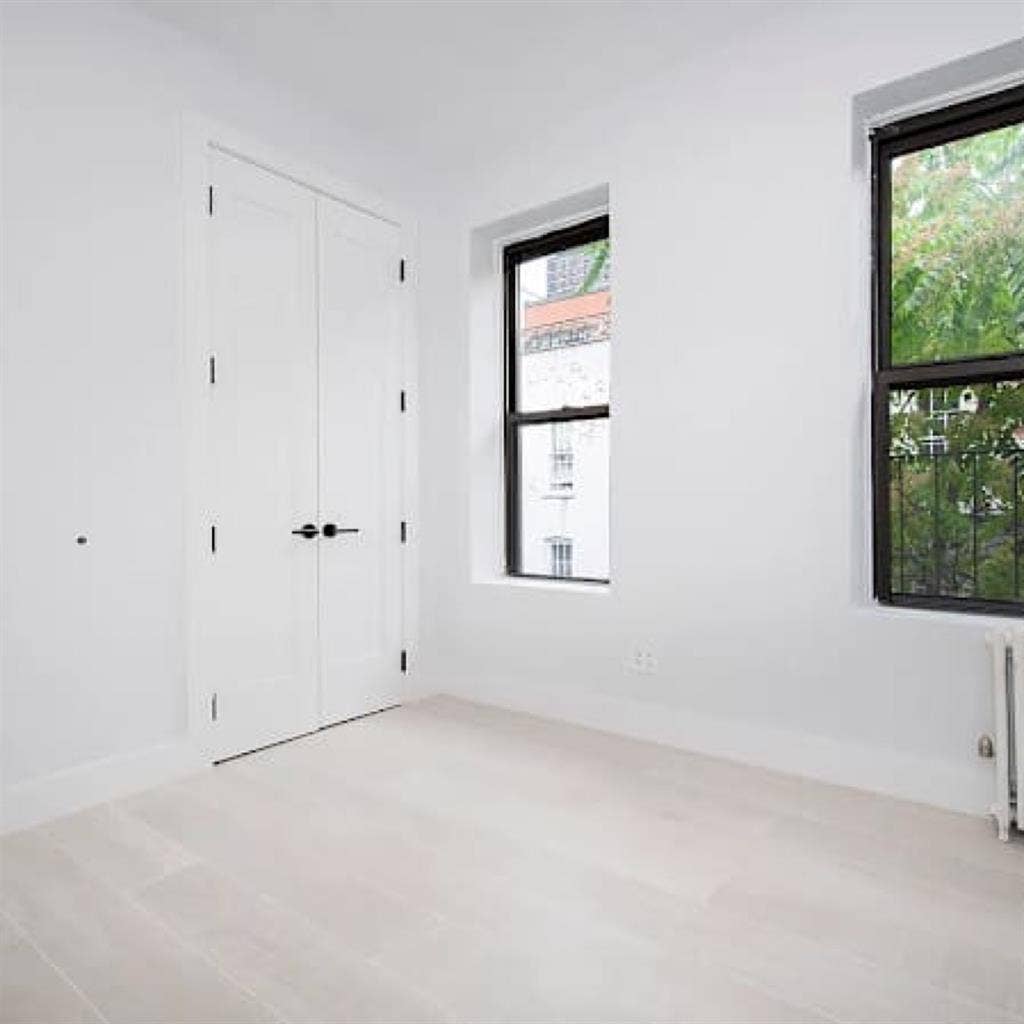 Roommate for bedroom 2 in UES