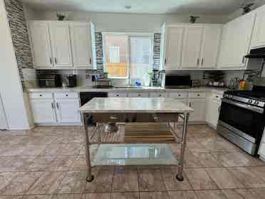 Room
 For Rent In Spacious House