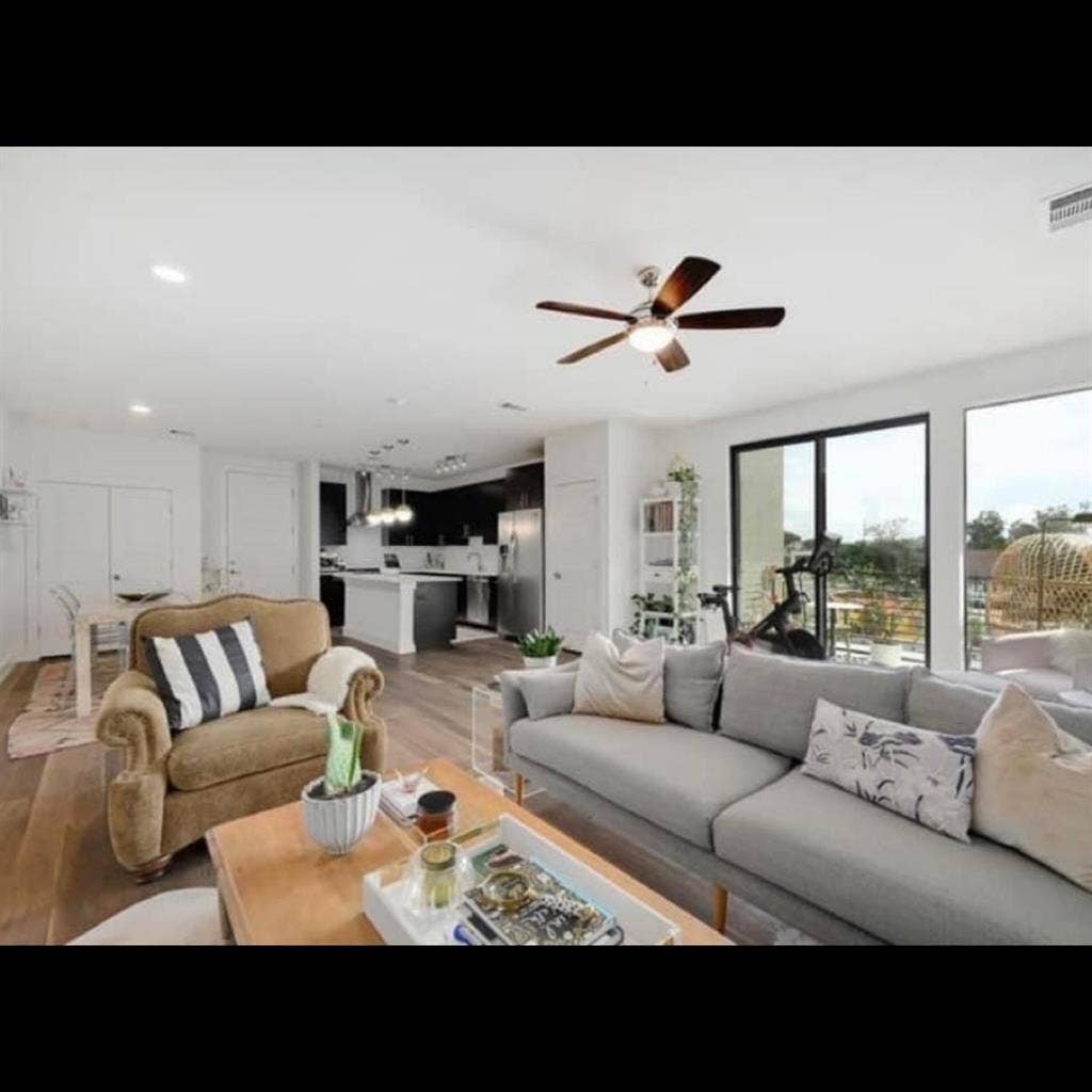 East Austin Apartment with Balcony