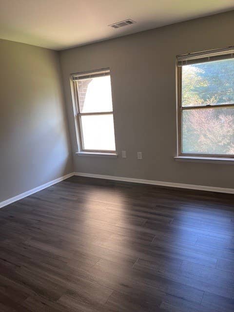 BR Condo immediately available