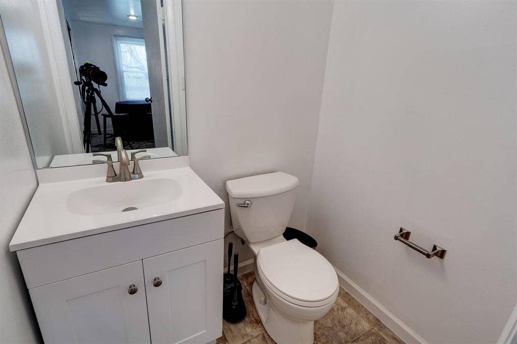 1 BR Available in Indianapolis