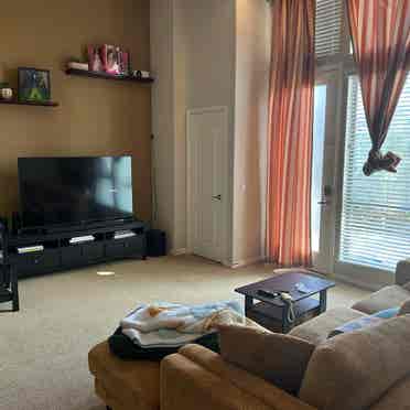 Room available in 2bed in Hawthorne