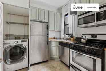 4 BR in New York City