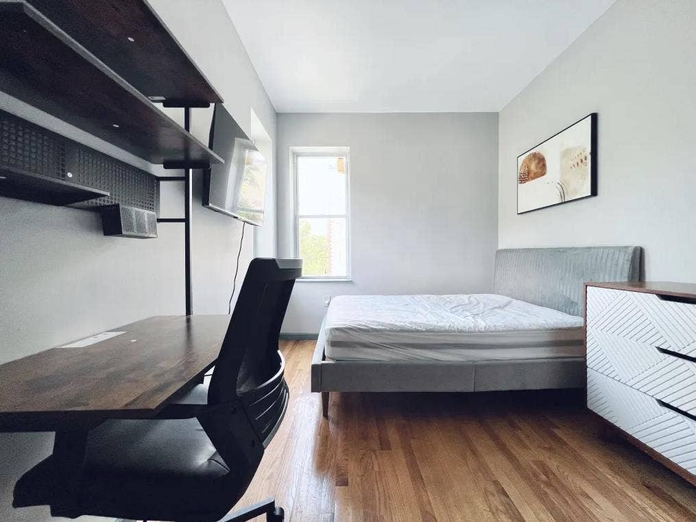 Furnished Room in Bedstuy