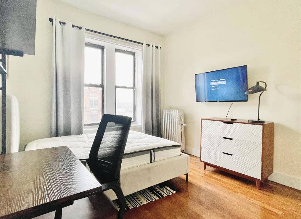 Furnished Room in Crown Heights