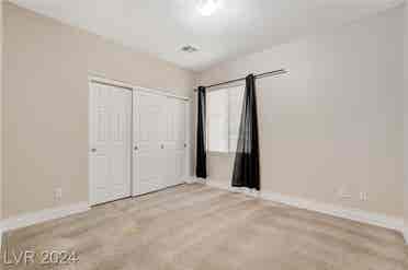 Spacious Room for Rent in Southwest