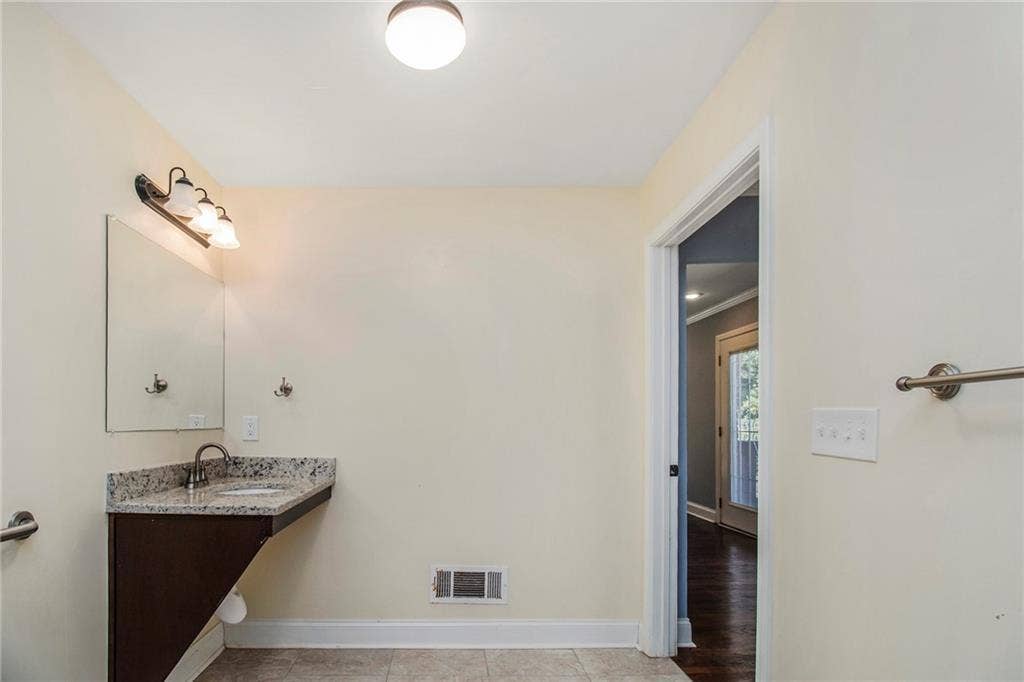 1 BR in Atlanta