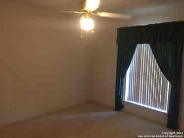 1 BR in Windcrest