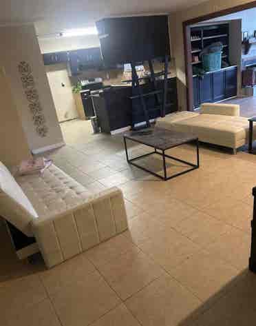 Room available in 4 bedroom home