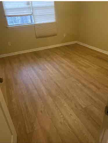 Room available in 4 bedroom home