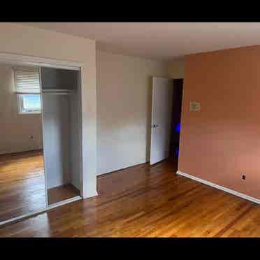 1 big room in East Brunswick nj