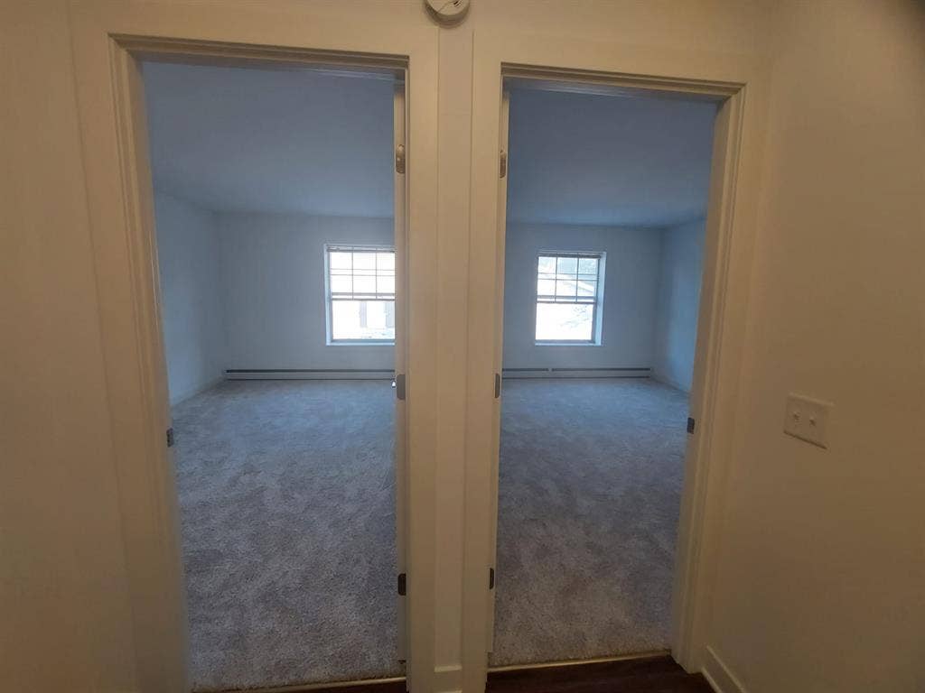 Short-term Sublet: Spacious 2BR