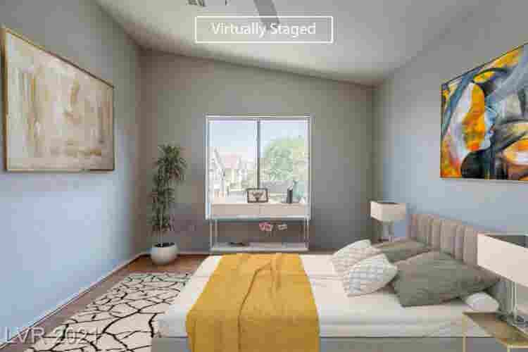 Room and bathroom, bed optional