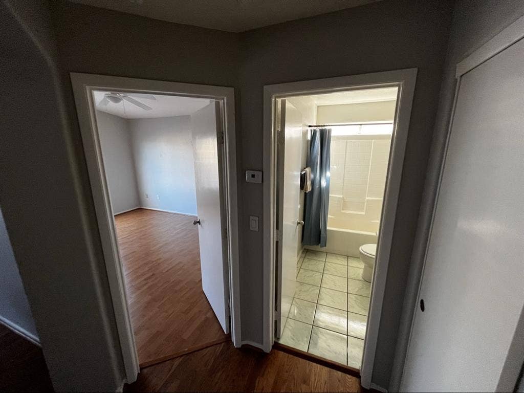 Room and bathroom, bed optional