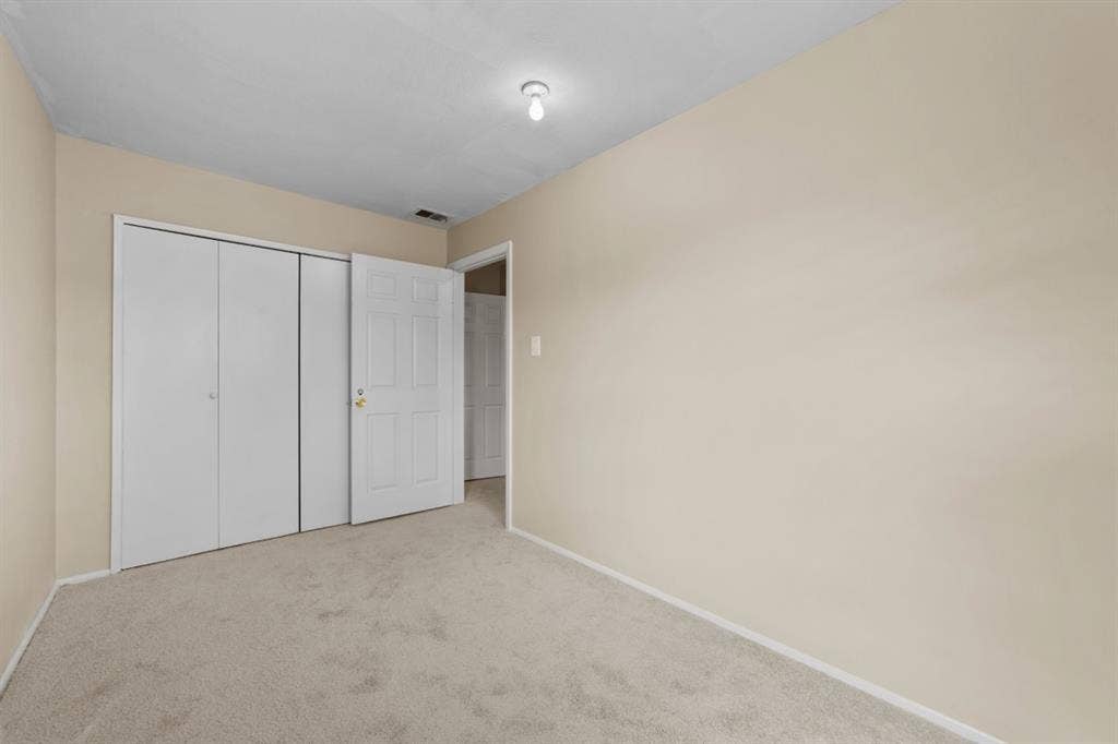 1 BR in Dallas