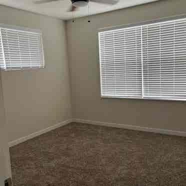 SUBLET APT AVAILABLE NOW- 
VERONA WI