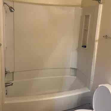 1 Bed Private Bath Apt near Beach!