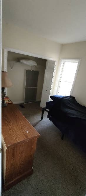 Room for rent in Concord, NH.