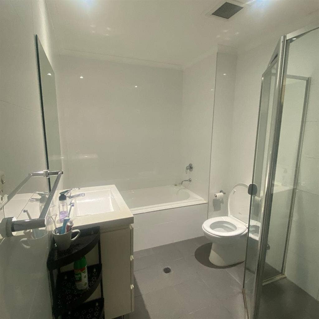 Room for rent in Westmead with coup