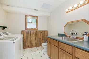 1 BR in Kansas