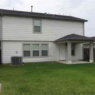 3 BEDROOM SINGLE FAMILY HOME 