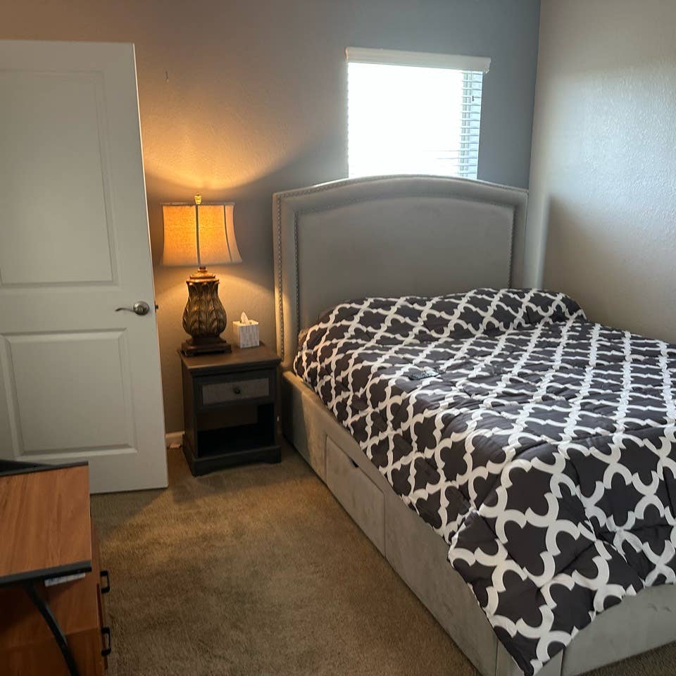 Furnished Room for Rent