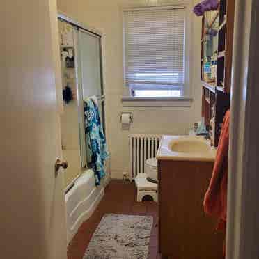 Shared female room to assume lease