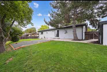 Large private room and bathroom!