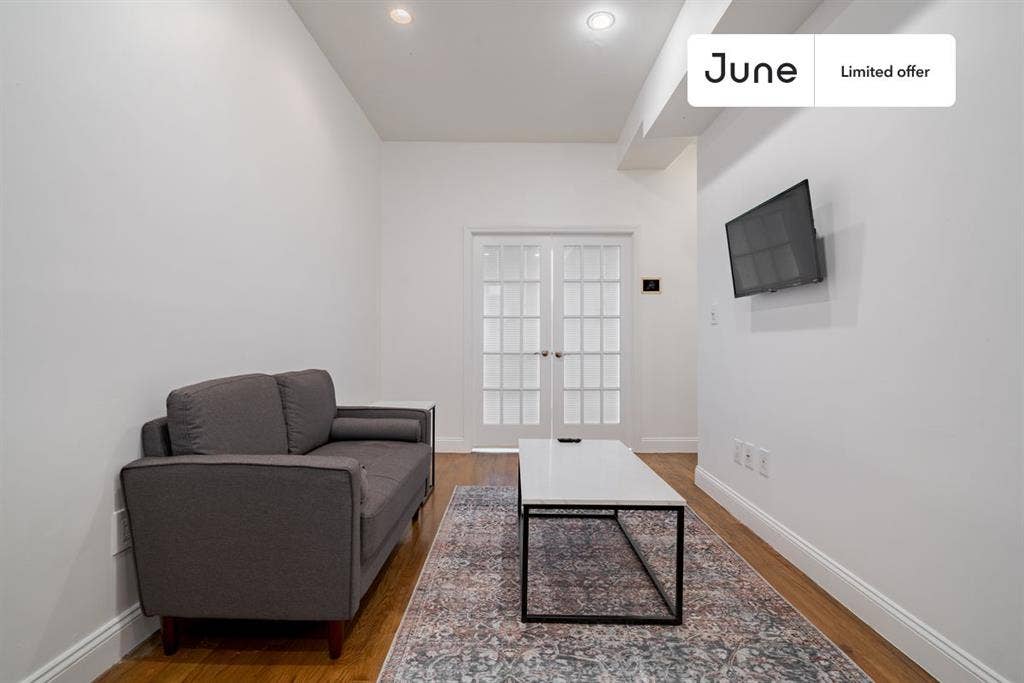 4 BR in New York City