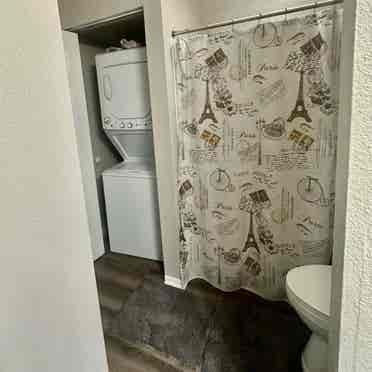 Fully furnished B for sublease