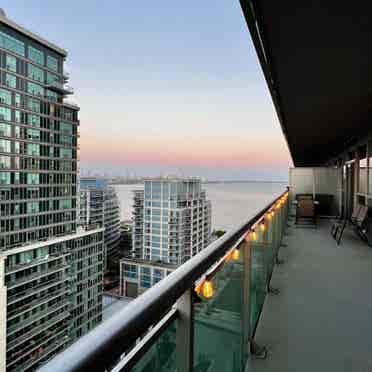 Toronto Skyline Views
 - Humber Bay