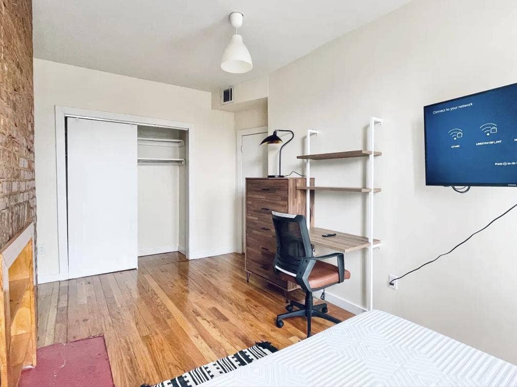 Furnished Room in Clinton Hill