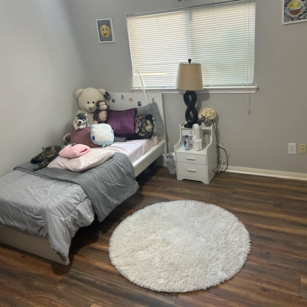 2 rooms for rent in Katy/cypress