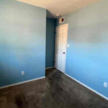 Room in North/Central Modesto