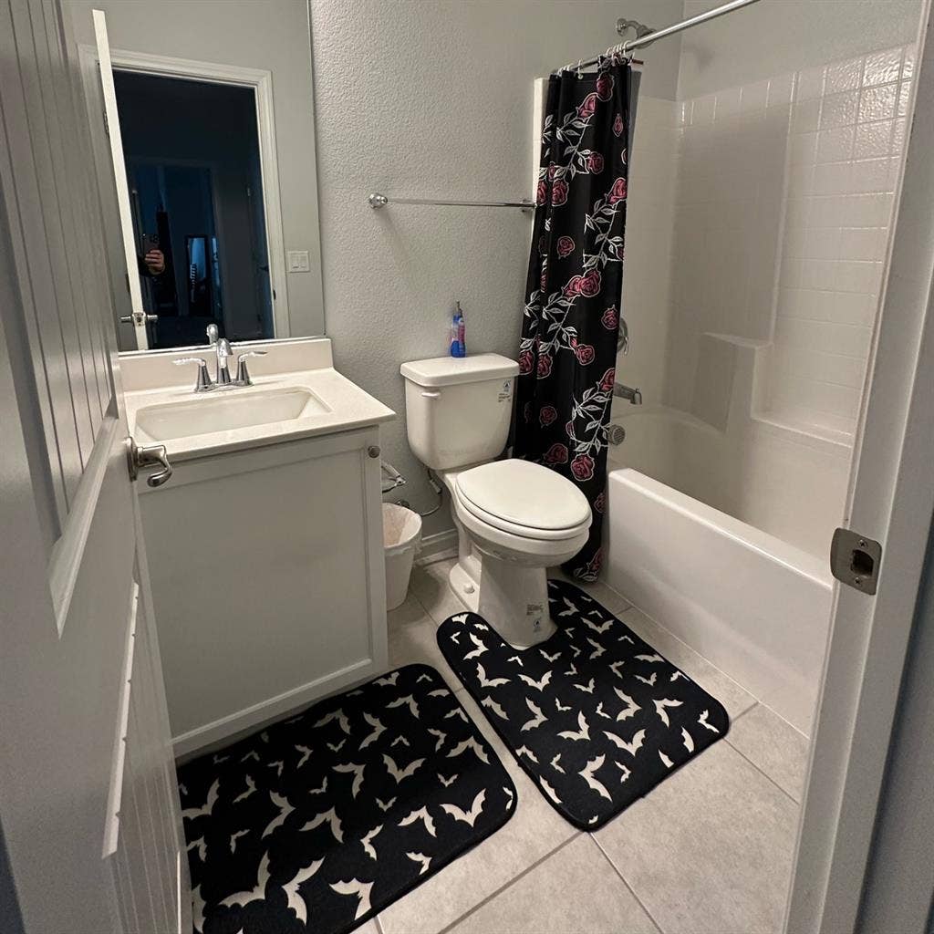 Room for rent! SW area! $