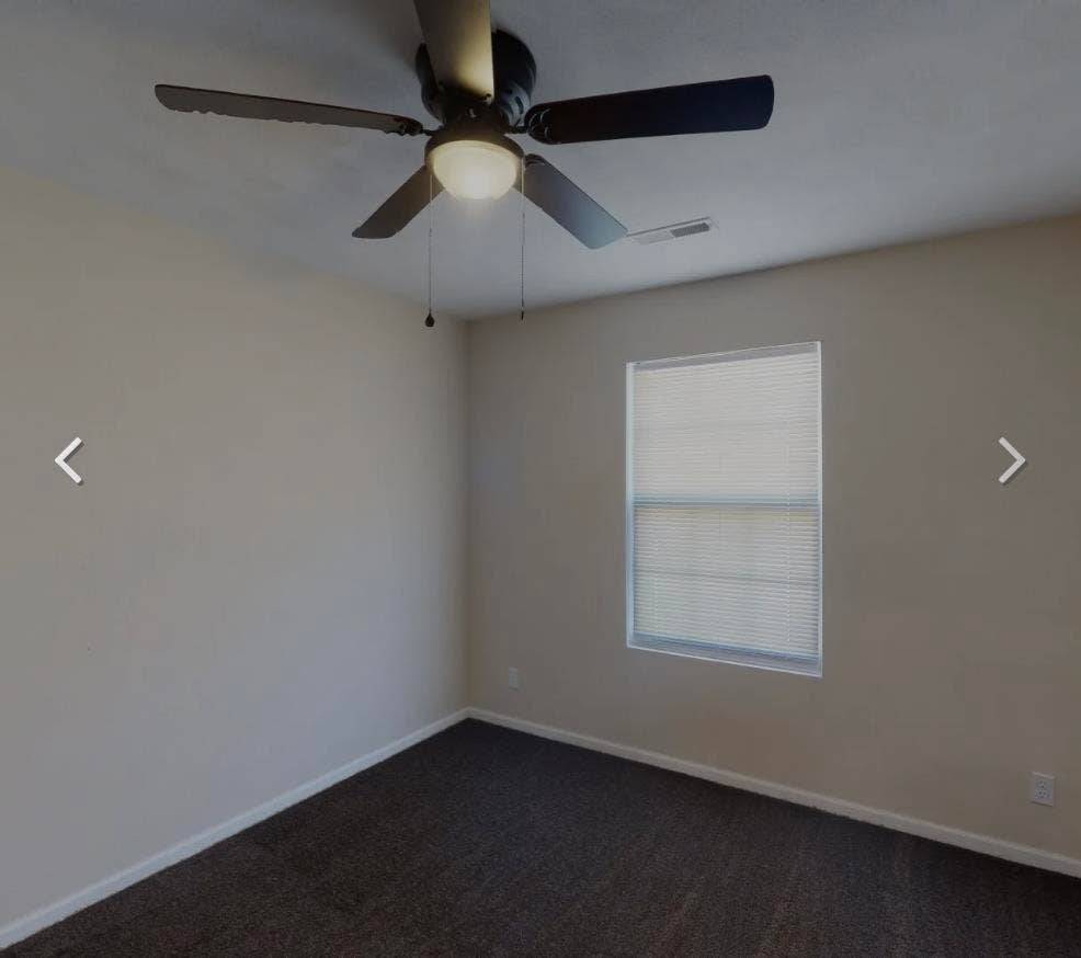 BEDROOM WITH BATHROOM/GARAGE