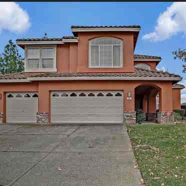 Peaceful house in Vacaville with AC