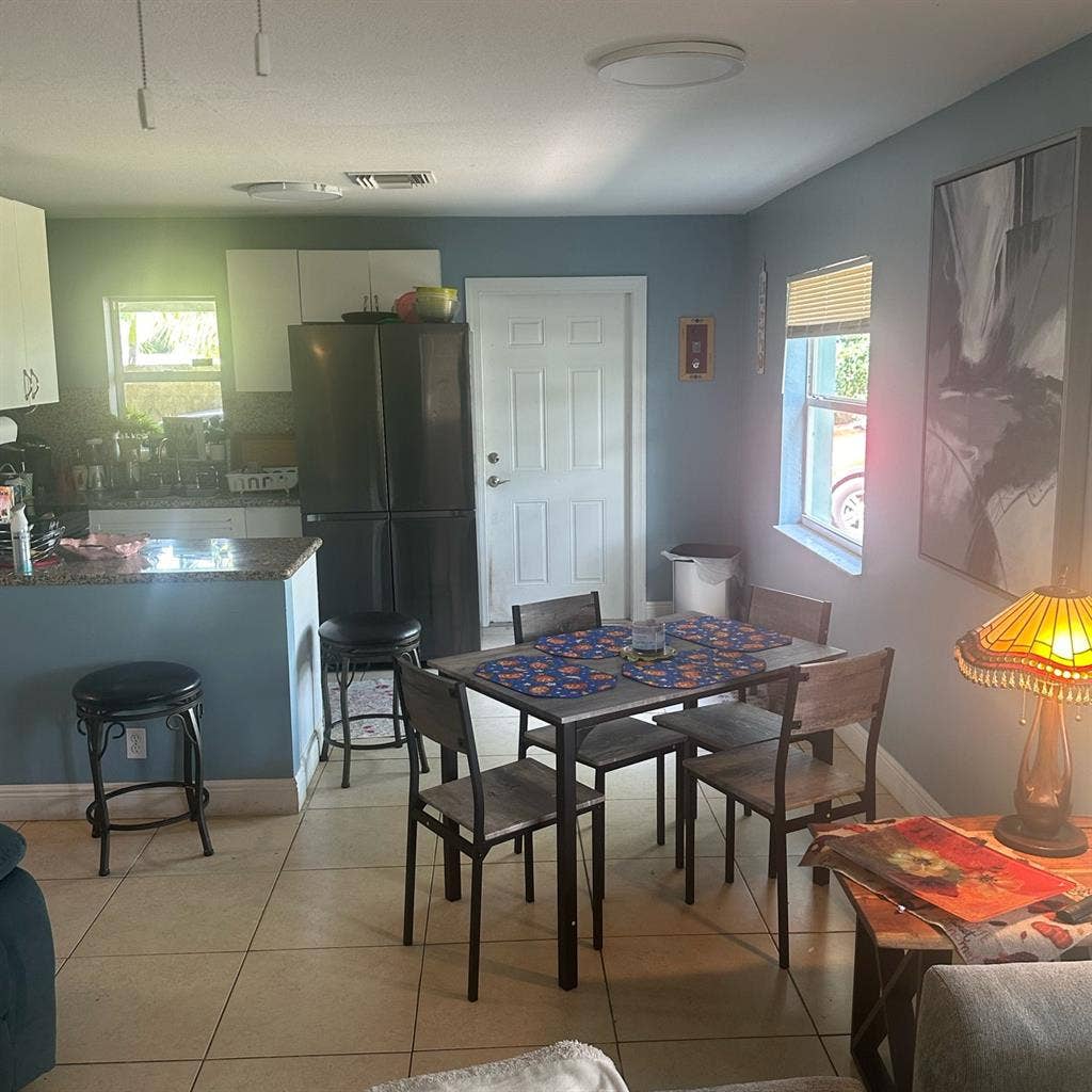 Room available in Fort Lauderdale