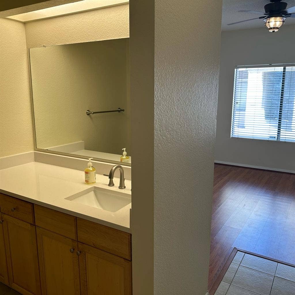 En-suite in Tempe