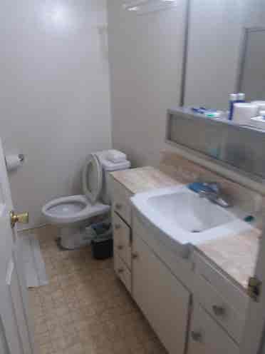 Room with own bathroom in 2 Bedroom