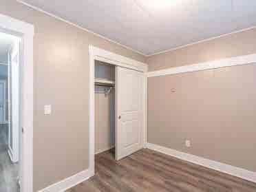 One bedroom apartment sublet (Jan.)