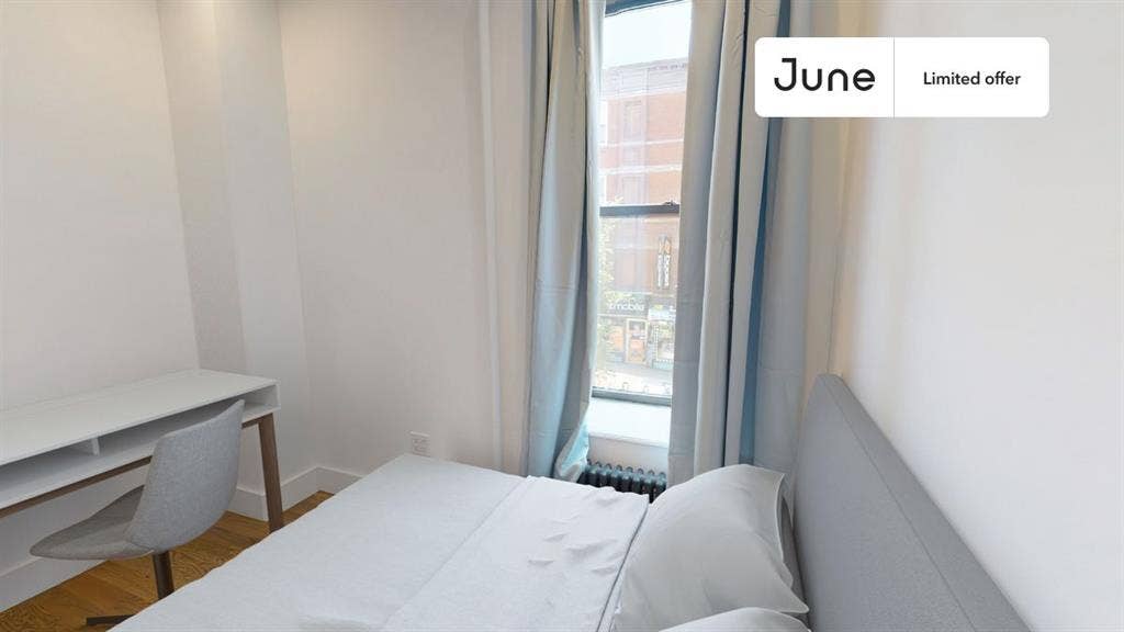 3 BR in New York City