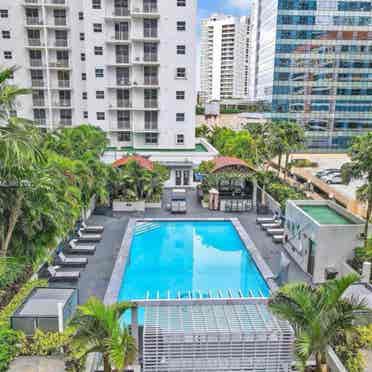 Furnished Brickell Room Available