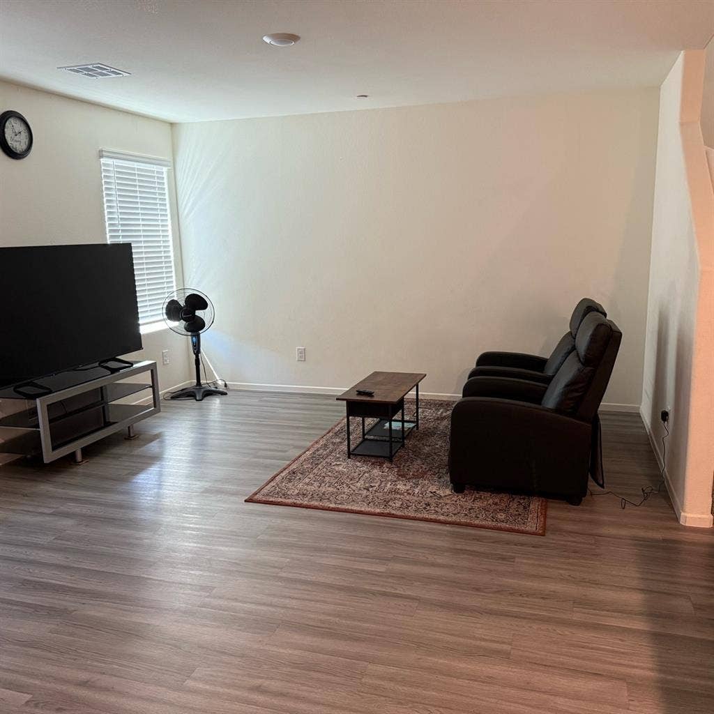 Room for rent in Henderson