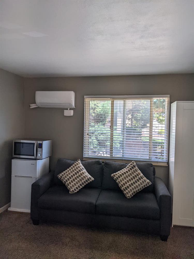 Fully furnished rooms in Denver DTC