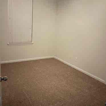 Apartment room for rent.