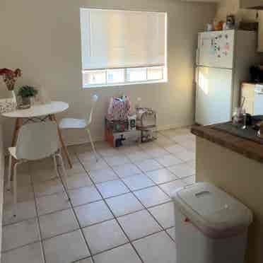 Room for Rent in Hawthorne